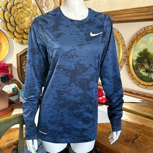 Nike pro MEN PREOWNED SZ S DRI FIT Blue Long Sleeve Top